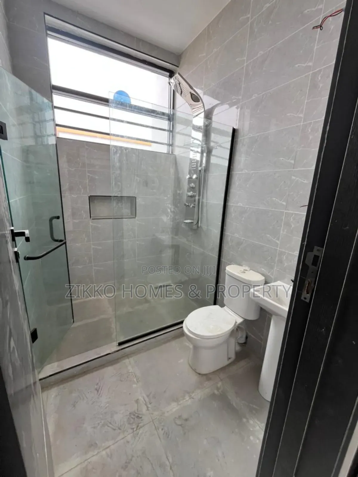 Furnished 4bdrm Duplex in Ikota, Lekki for sale