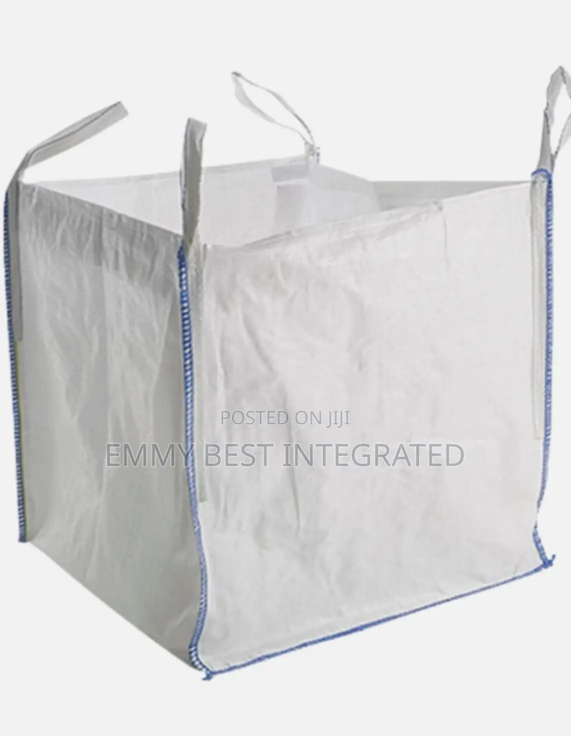 Known as a Bulk Bag, Big Bag, or Super Sack.