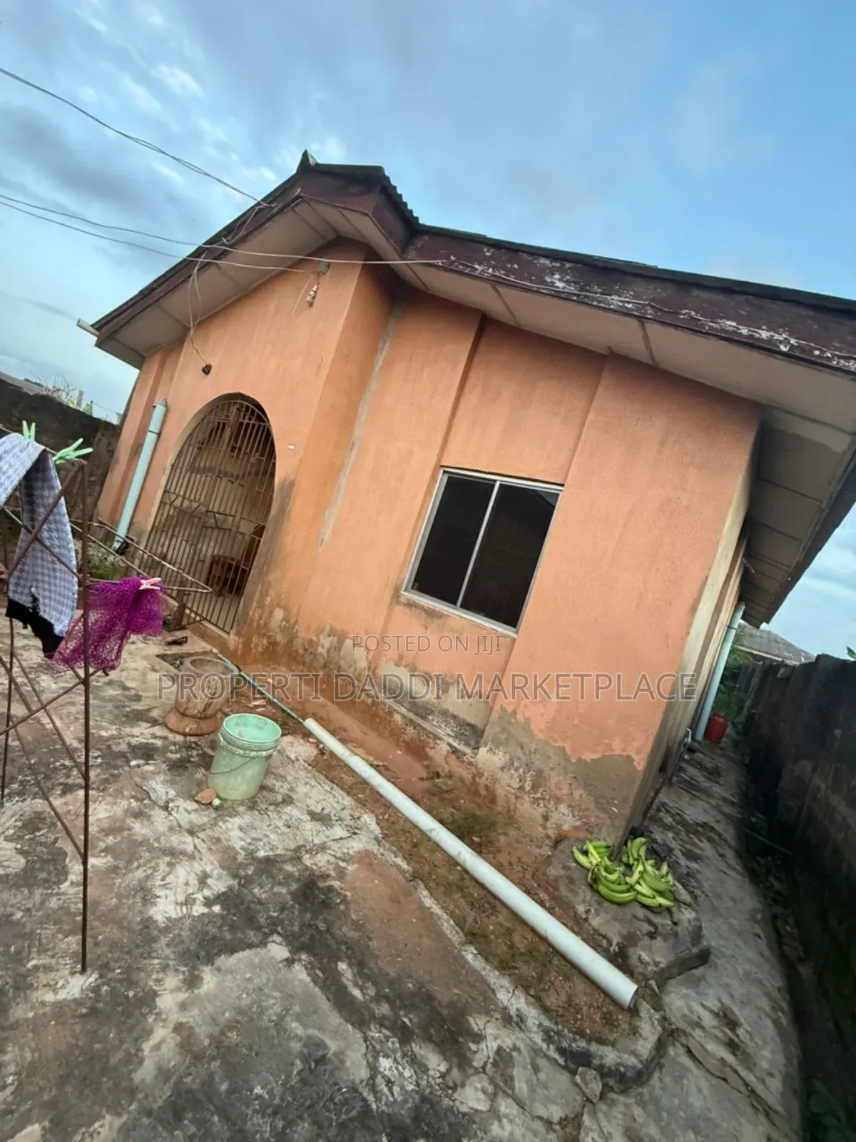 3bdrm Bungalow in Ayobo for sale