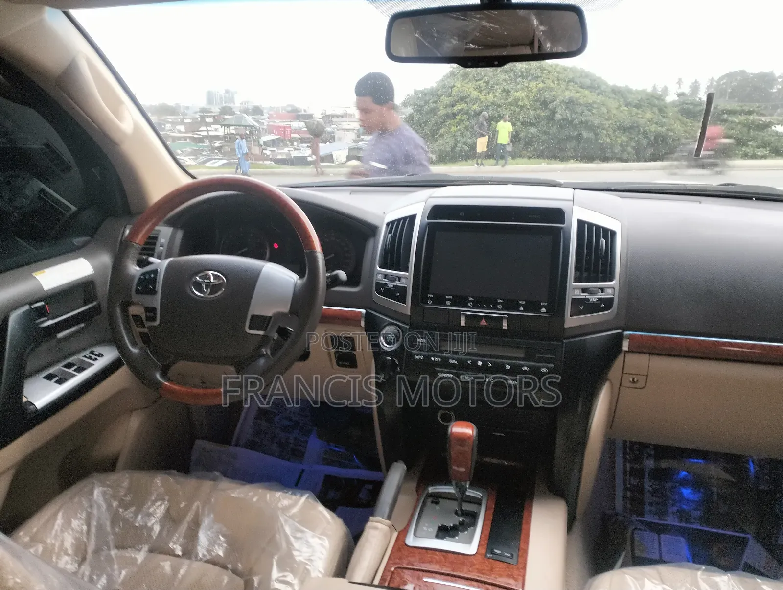 Toyota Land Cruiser 2016 White