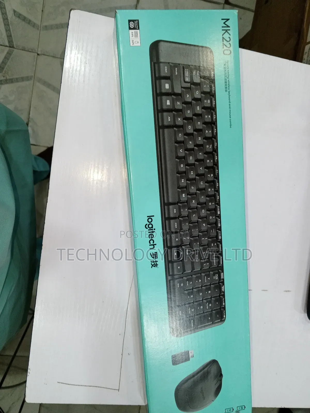 Logitech Mk220 Wireless Keyboard and Mouse