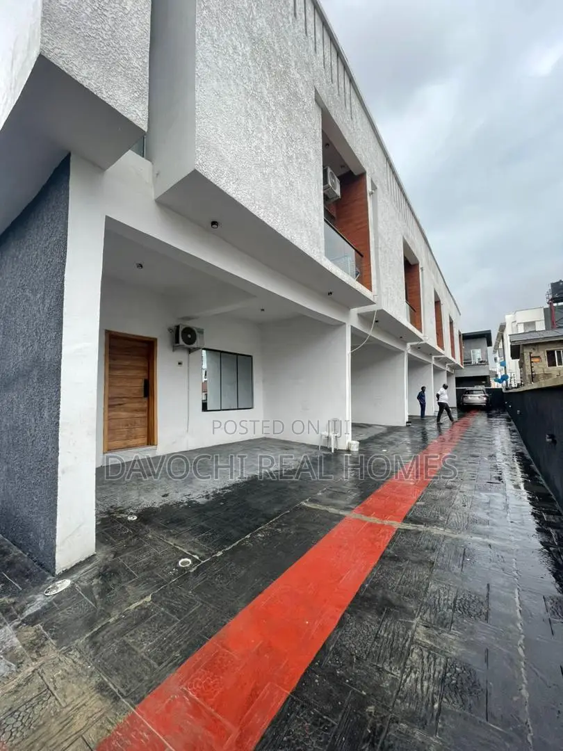 4bdrm Duplex in 2Nd Toll Gate, Lekki Phase 2 for rent