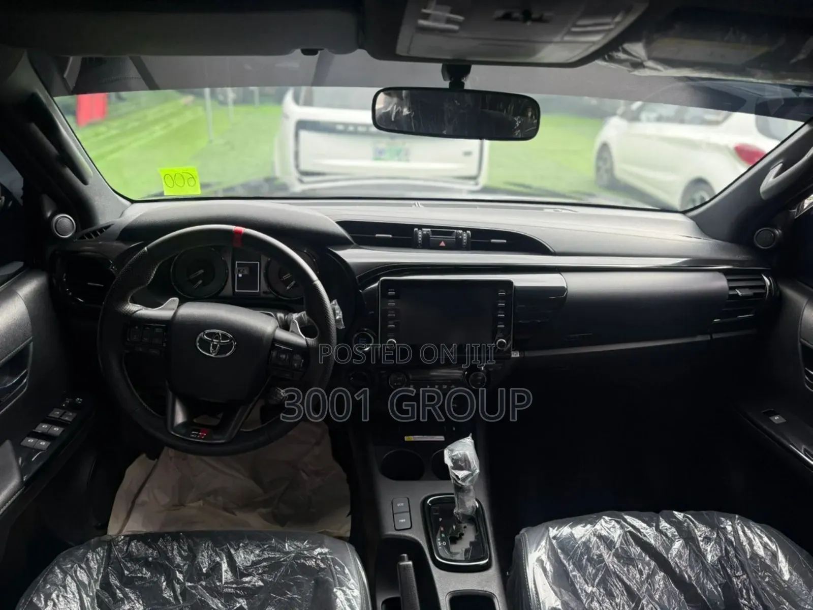 New Toyota Hilux 2025 Black