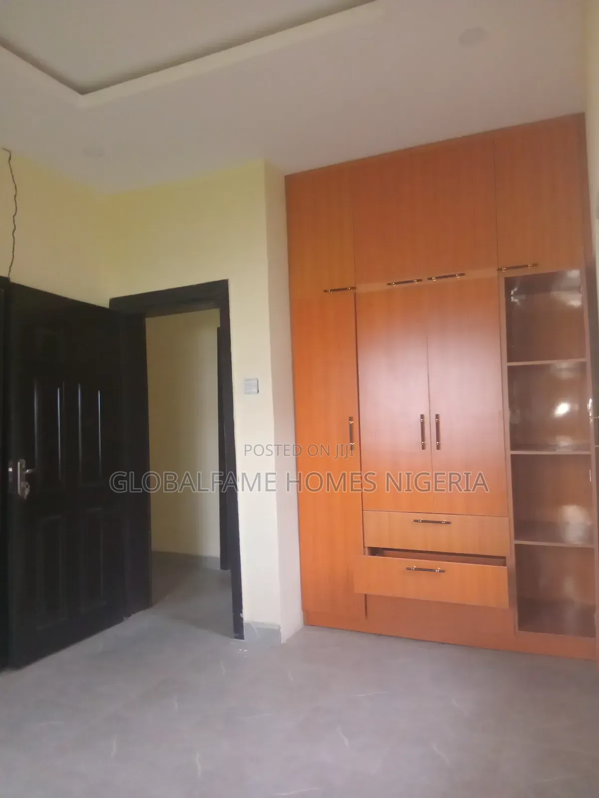 Furnished 3bdrm Bungalow in Beachwood Park, Lakowe for sale