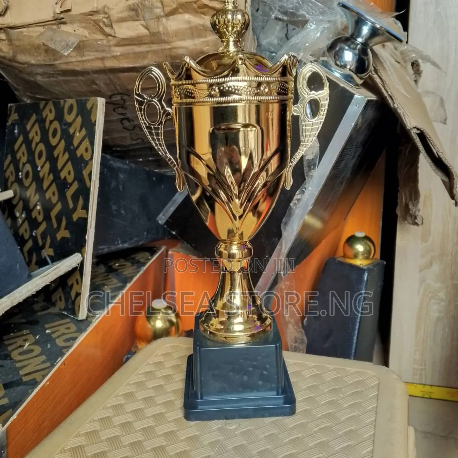 Trophy Cup Qrt1