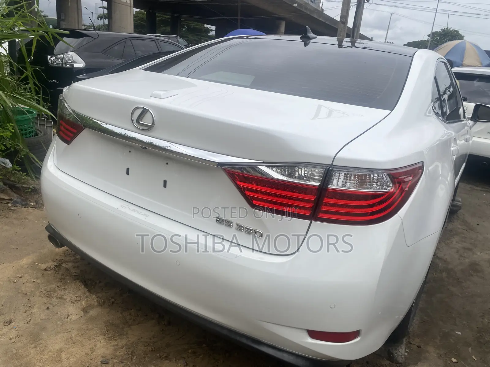 Lexus ES 350 FWD 2014 White