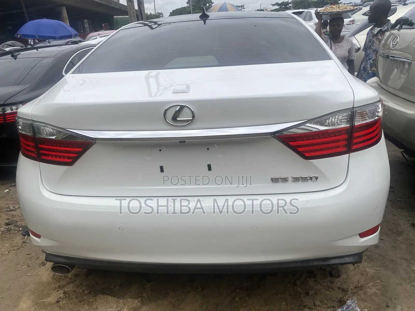 Lexus ES 350 FWD 2014 White