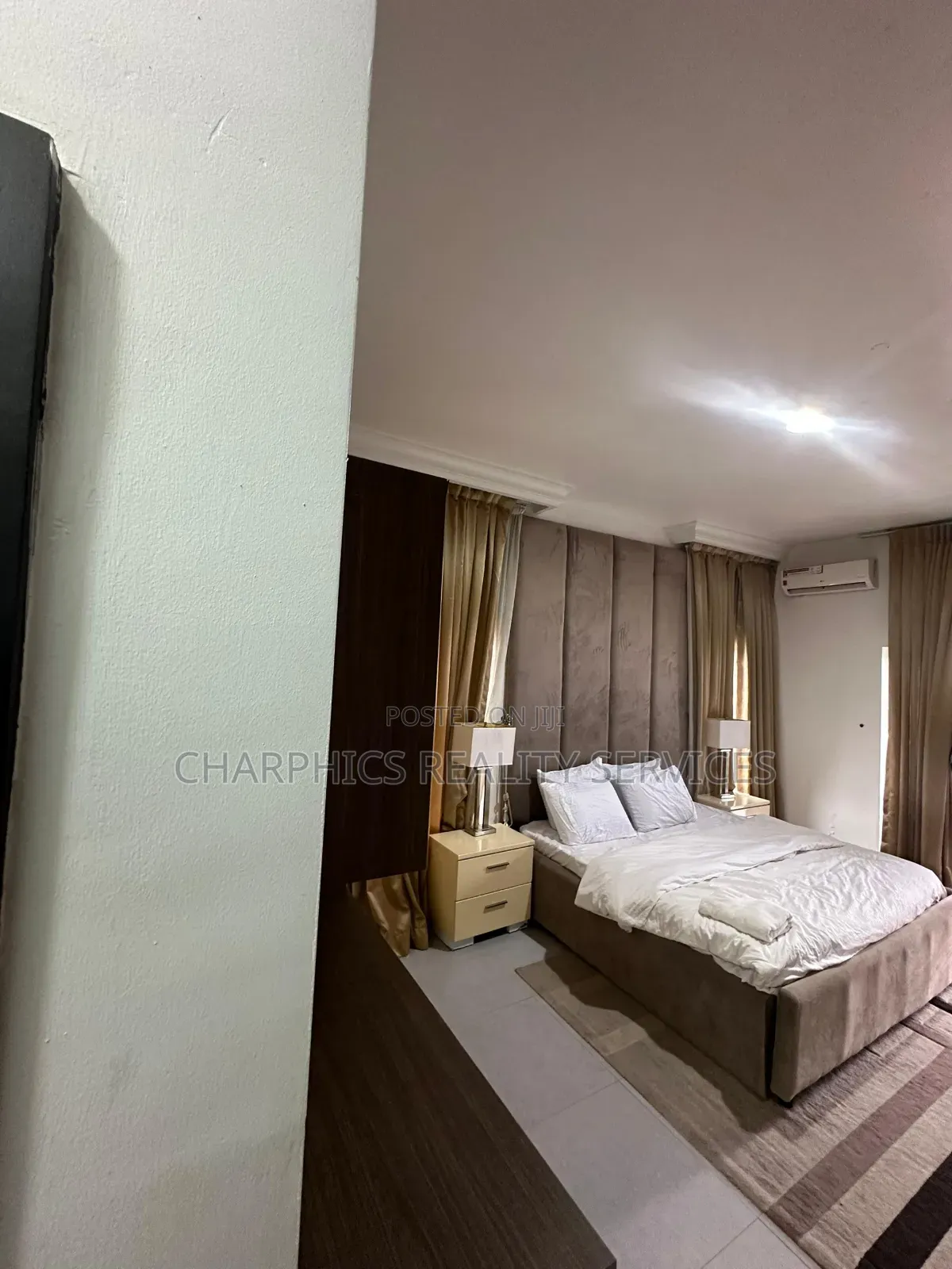 16bdrm Apartment in Victoria Island for sale
