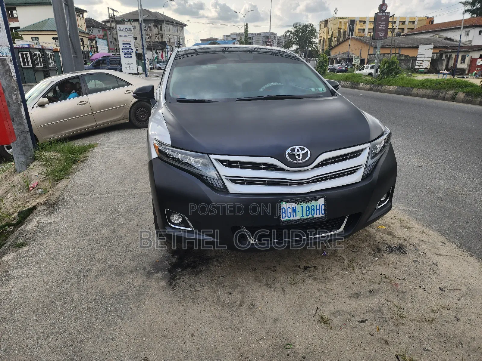 Toyota Venza AWD 2011 Silver
