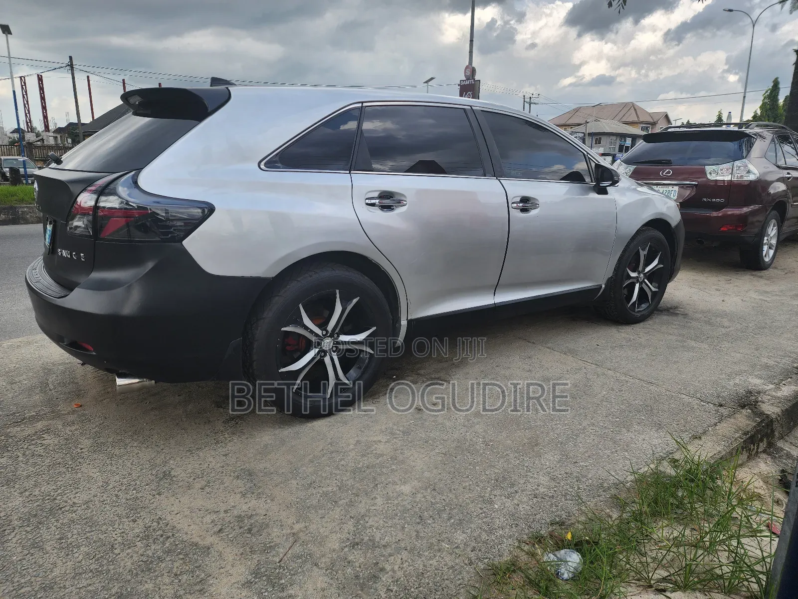 Toyota Venza AWD 2011 Silver