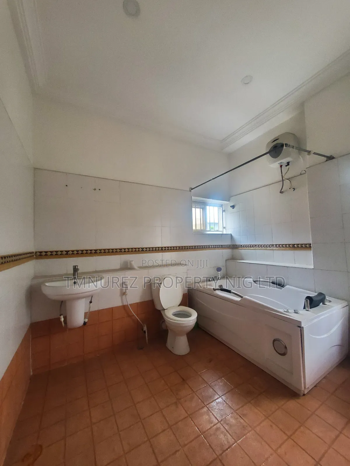 5bdrm Duplex in Lekki Phase1 for rent