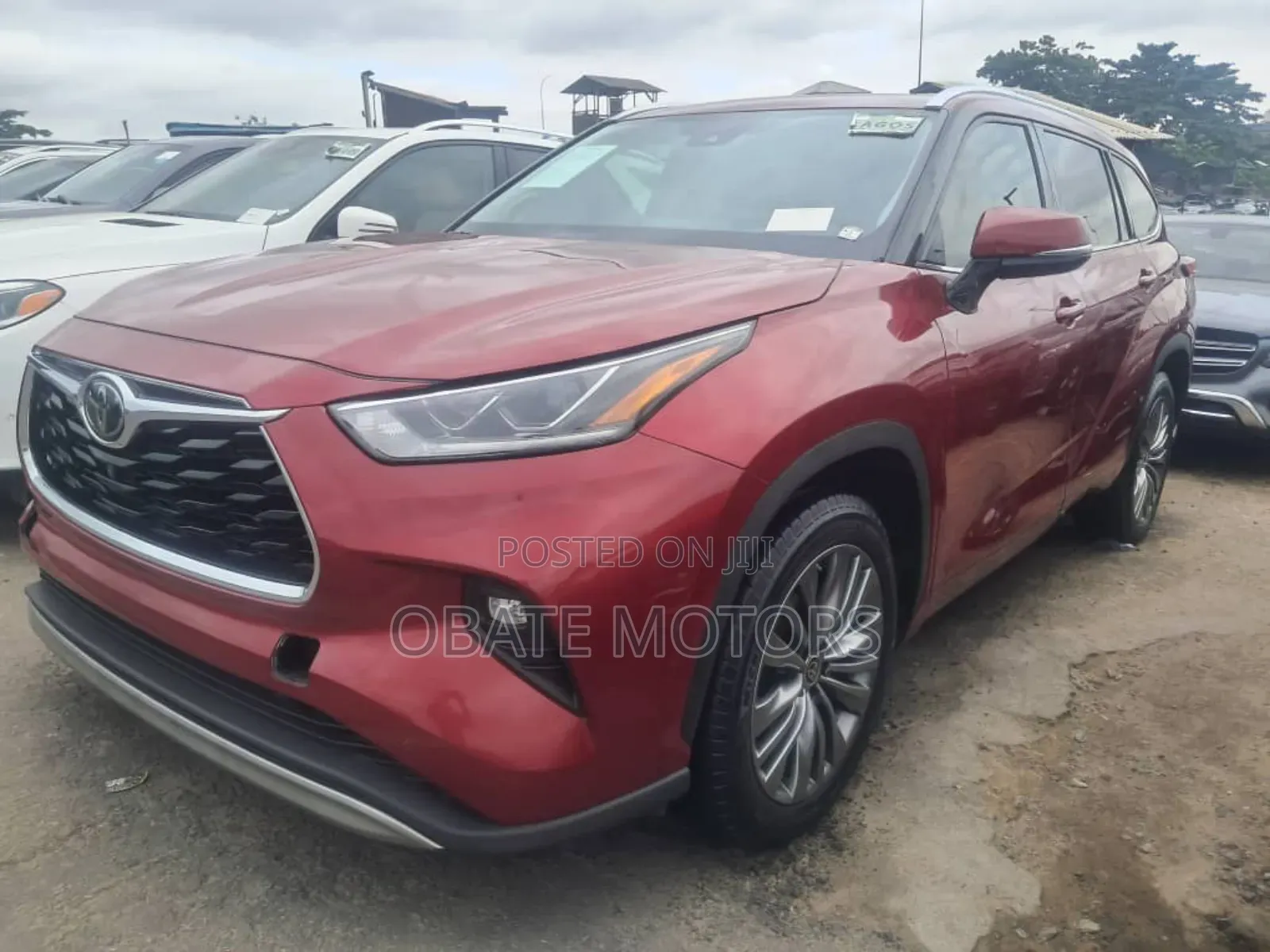 Toyota Highlander Platinum 2021 Red