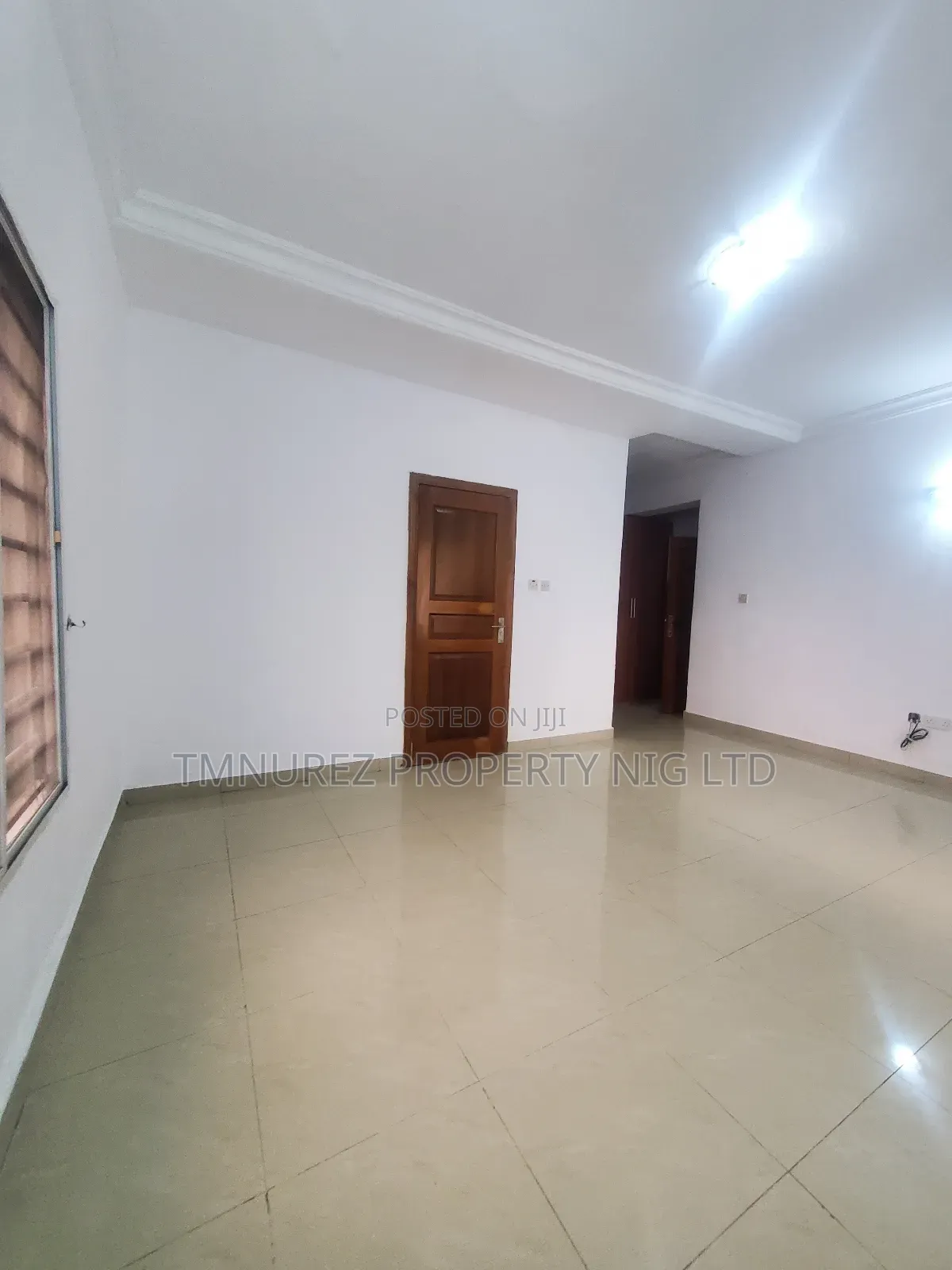 3bdrm Apartment in Lekki Phase1 for rent