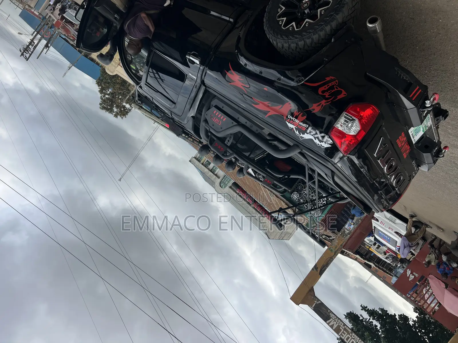 Tundra Cover& Rugged Spoiler