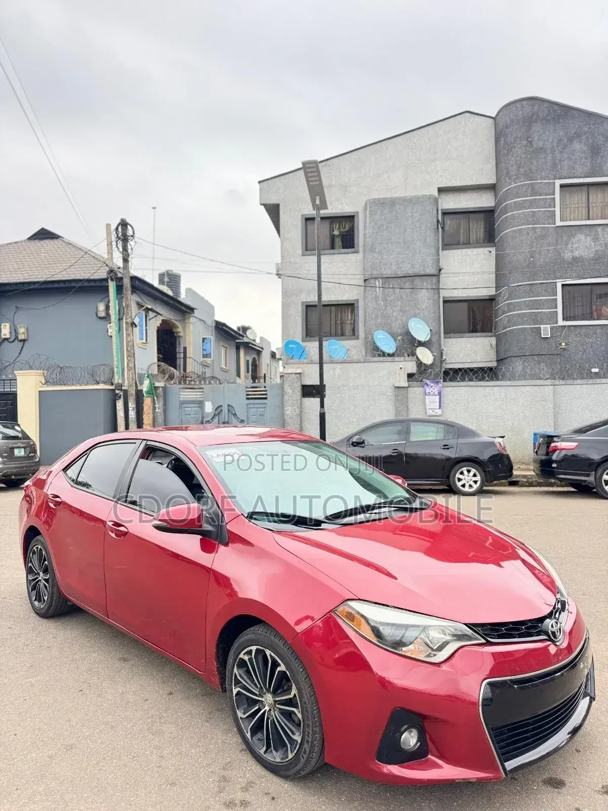 Toyota Corolla LE Eco Plus 4dr Sedan (1.8L 4cyl CVT) 2015 Red