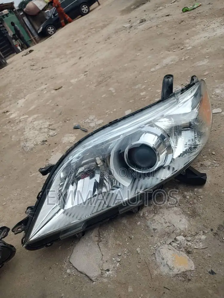 Headlamp Sienna 2012 Available Now