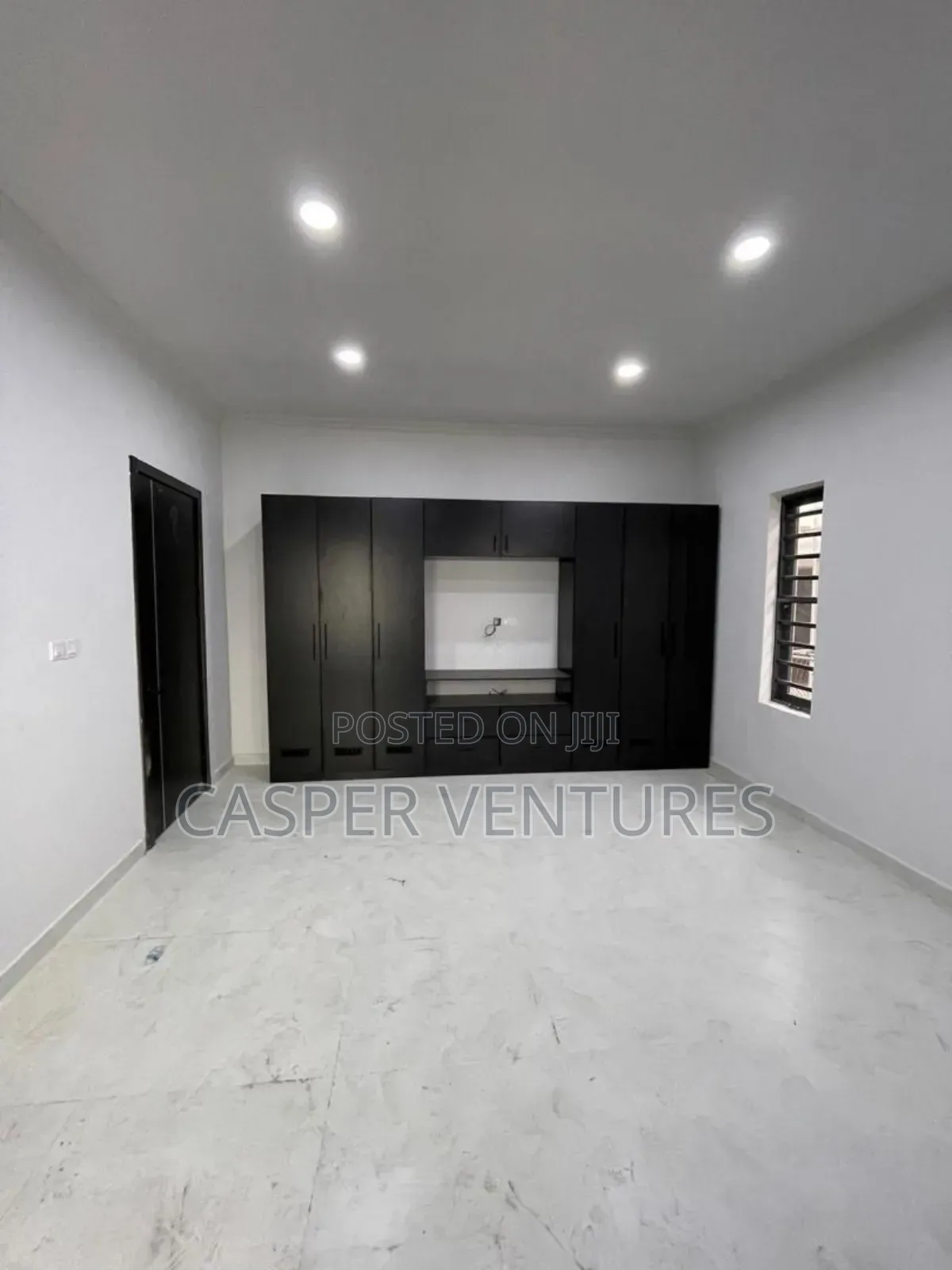 2bdrm Block of Flats in Cosby, Ikate for sale