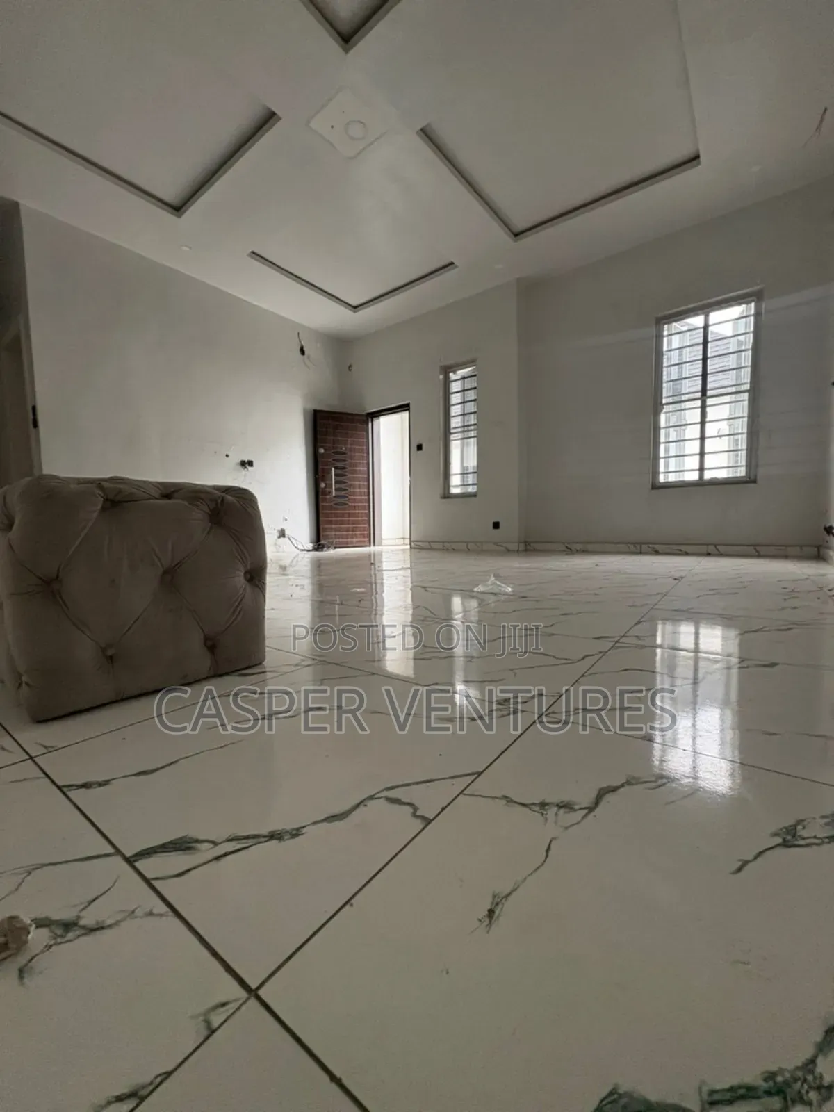 4bdrm Duplex in Bera, Chevron for sale