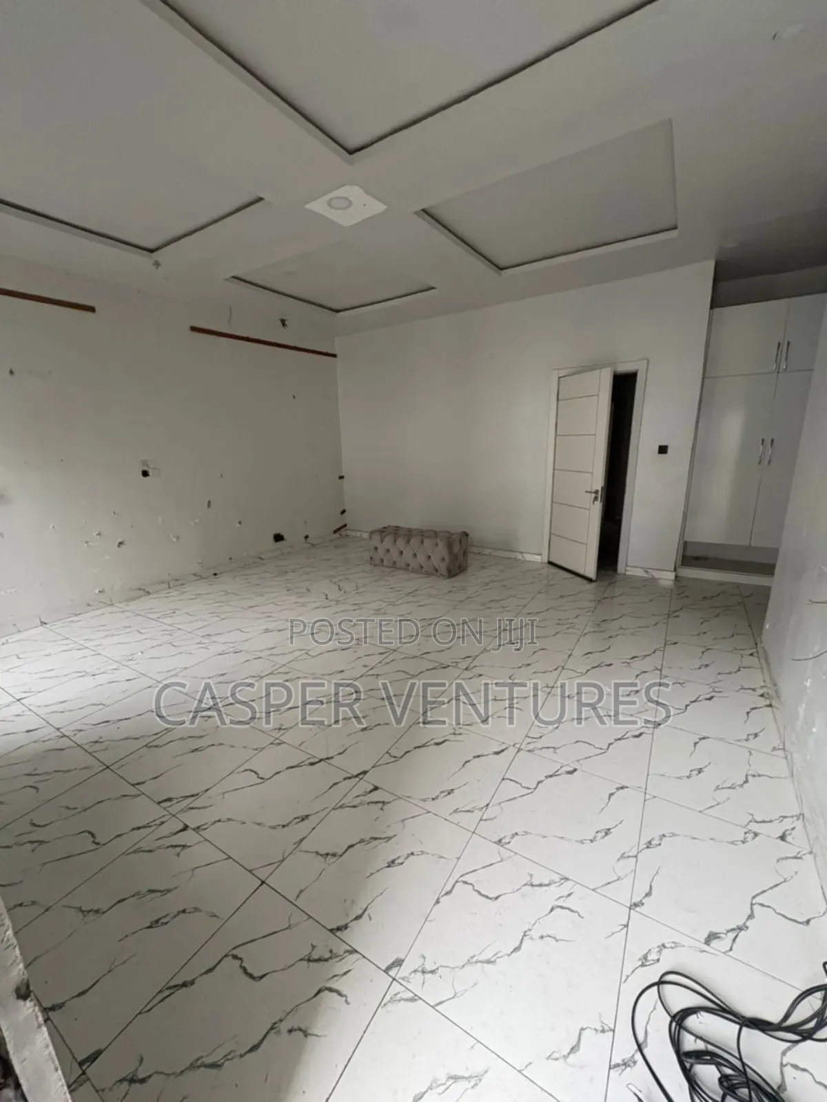4bdrm Duplex in Bera, Chevron for sale