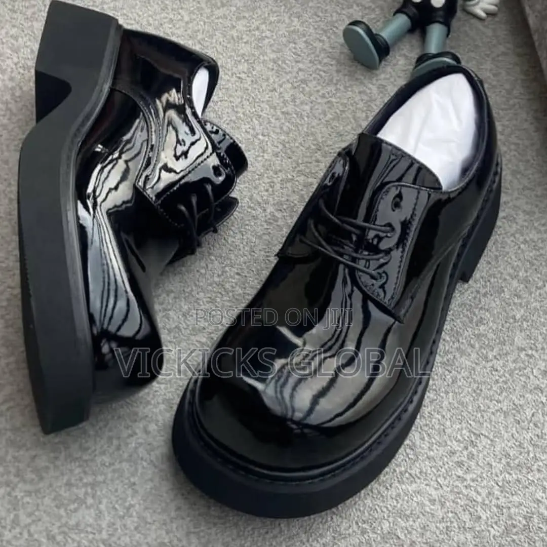 Men’S Glossy Leather High Sole Shoes