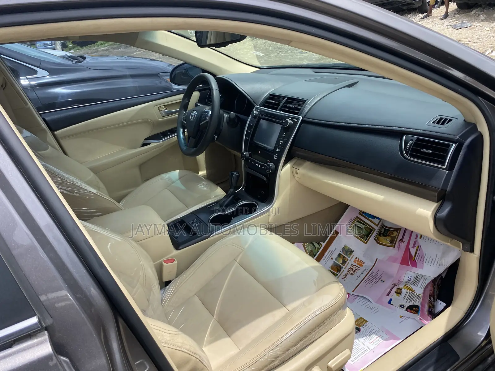 Toyota Camry XLE 4dr Sedan (2.5L 4cyl 6A) 2015 Gray