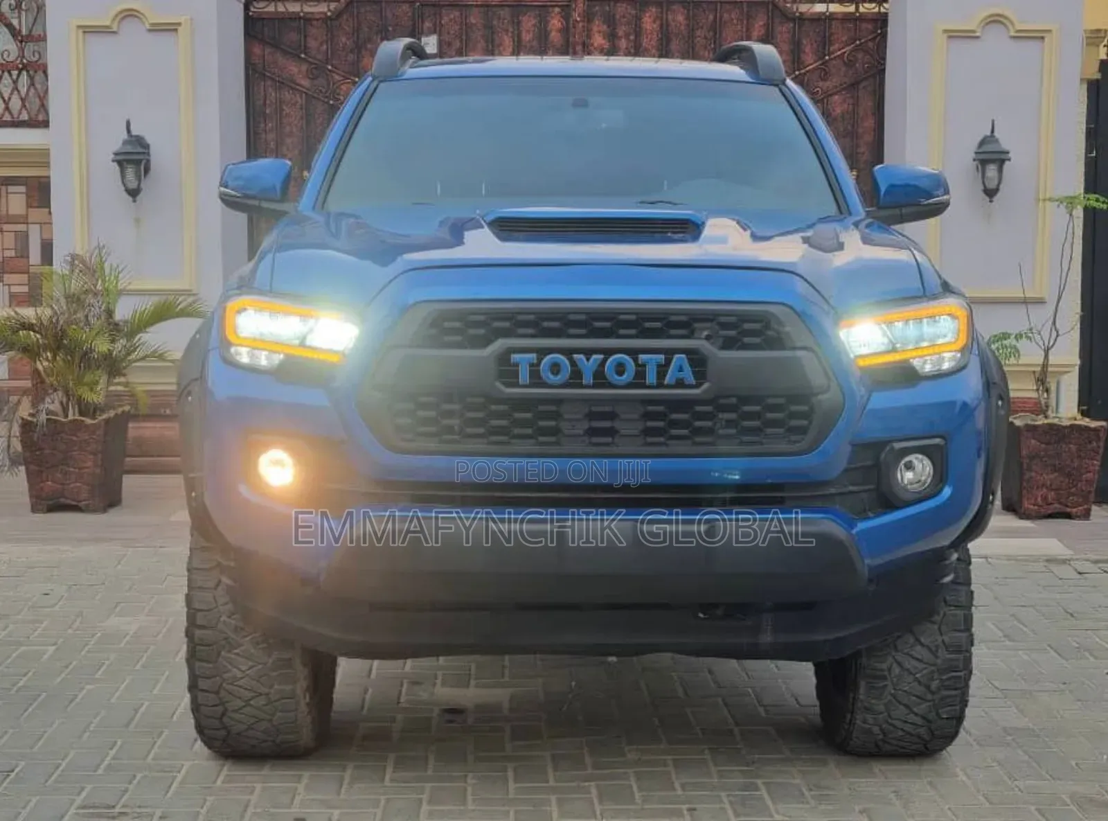 Toyota Tacoma Limited 2017 Blue