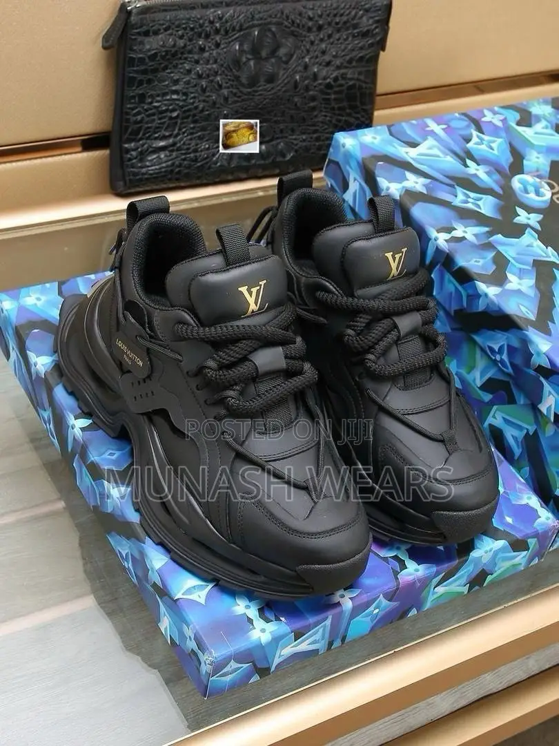 Louis Vuitton Monogram Sneakers Black and White
