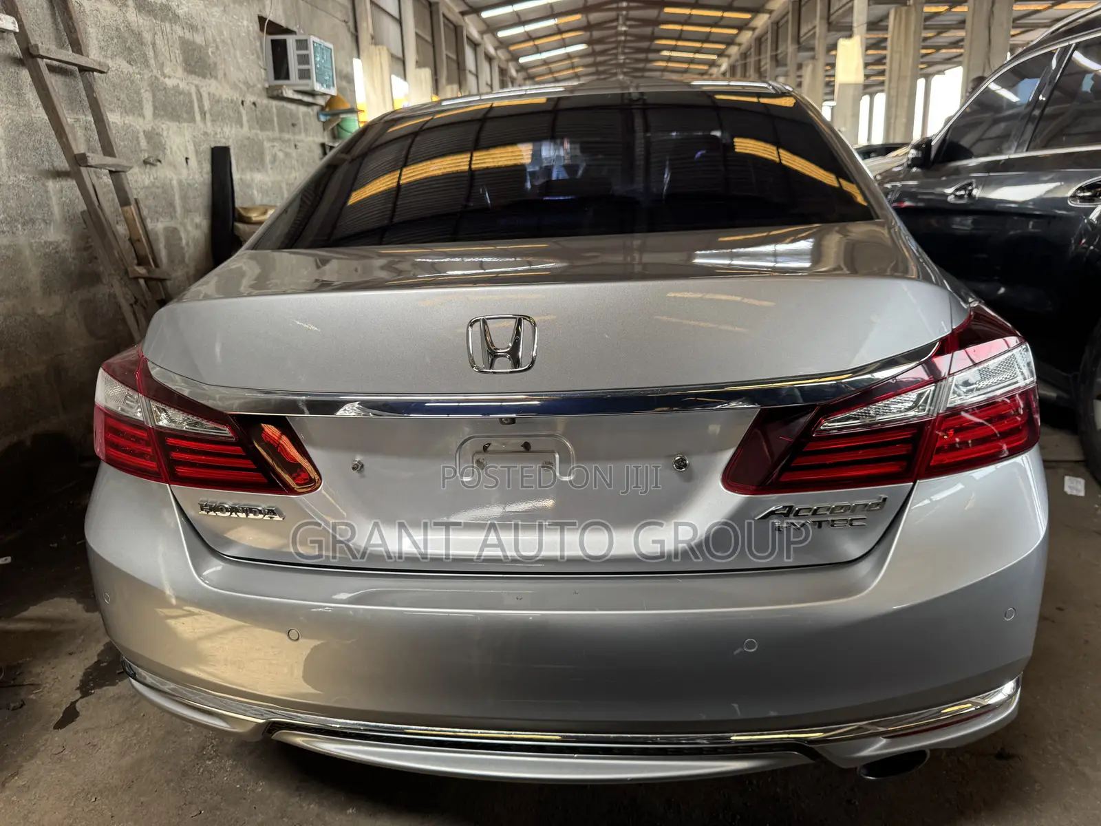 Honda Accord EX-L 4dr Sedan FWD (2.4L 4cyl 2A) 2017 Silver