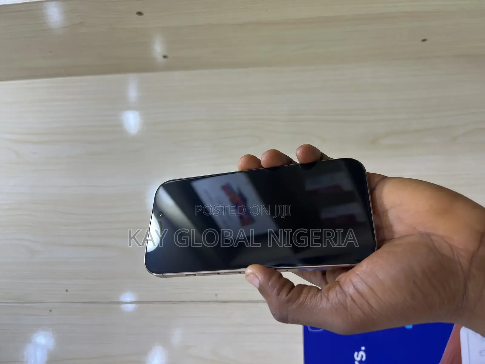 Apple iPhone 16 Pro 128 GB Gold
