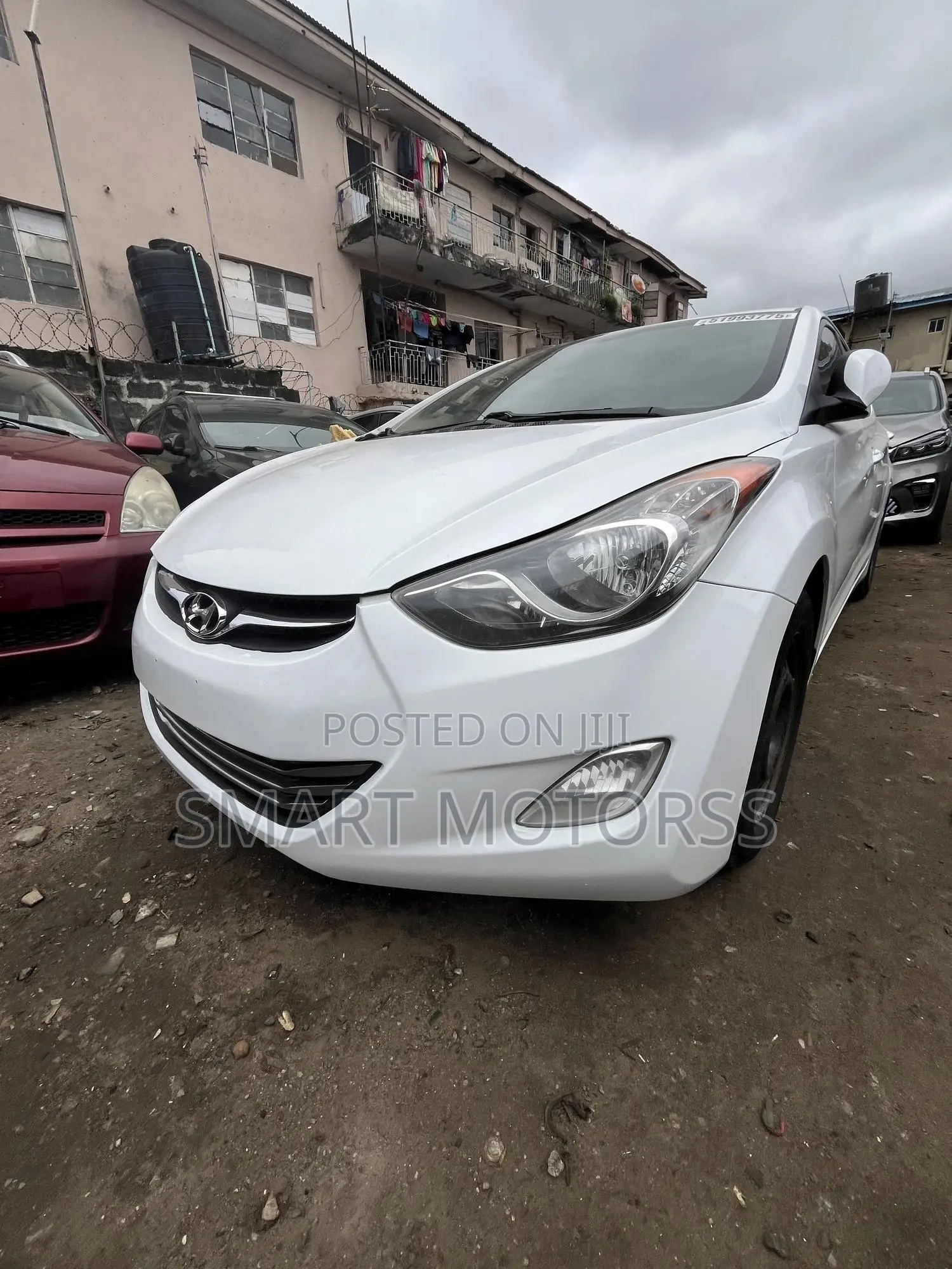 Hyundai Elantra 2012 White