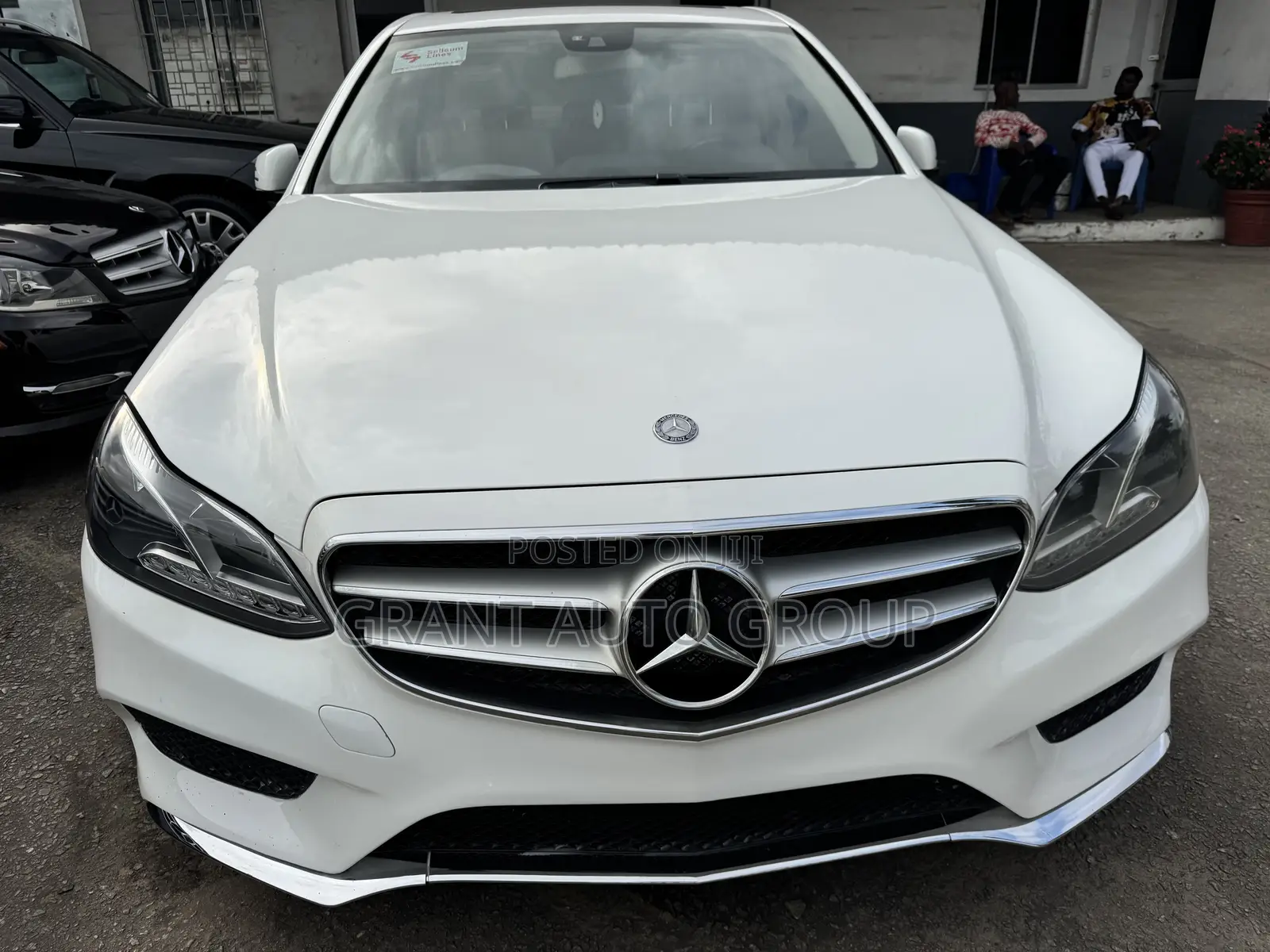Mercedes-Benz E350 Base 4Matic Sedan AWD (3.5L 6cyl 7A) 2015 White