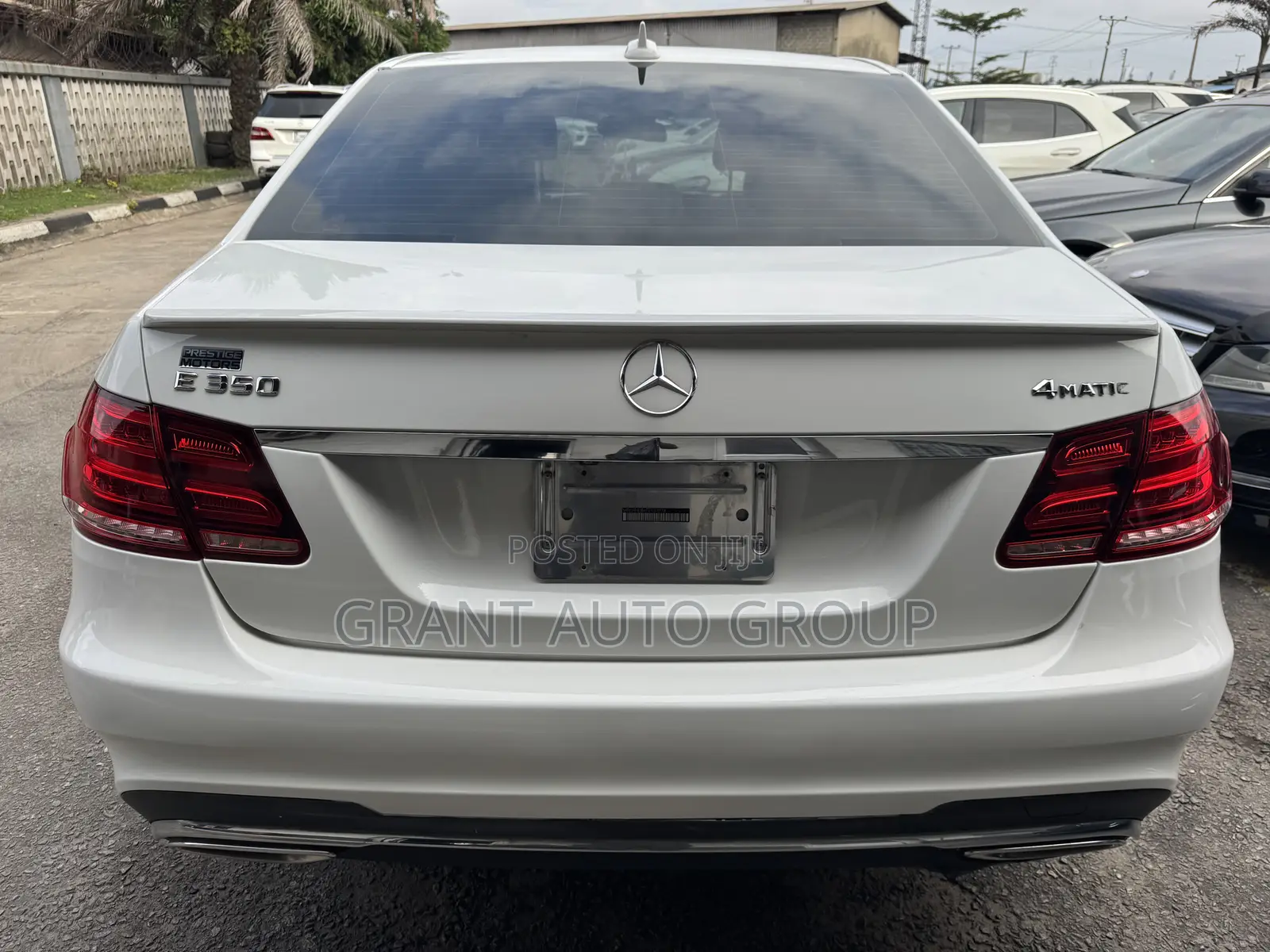 Mercedes-Benz E350 Base 4Matic Sedan AWD (3.5L 6cyl 7A) 2015 White
