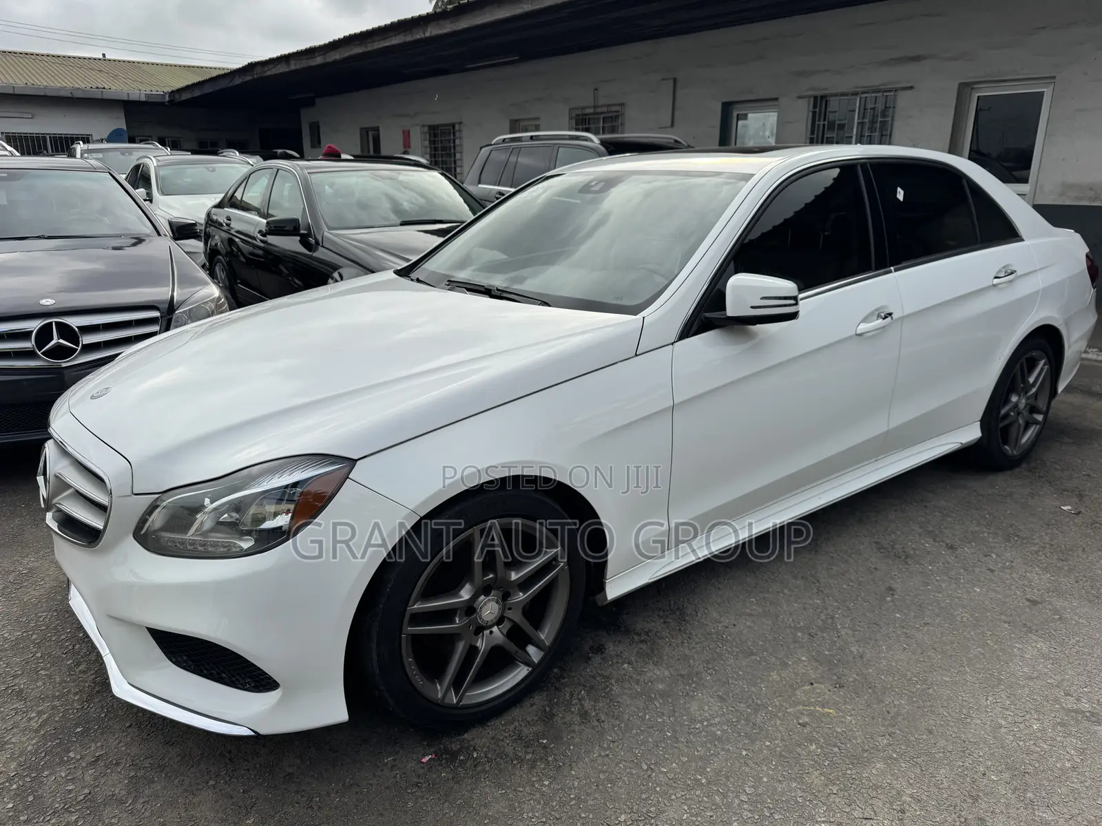 Mercedes-Benz E350 Base 4Matic Sedan AWD (3.5L 6cyl 7A) 2015 White
