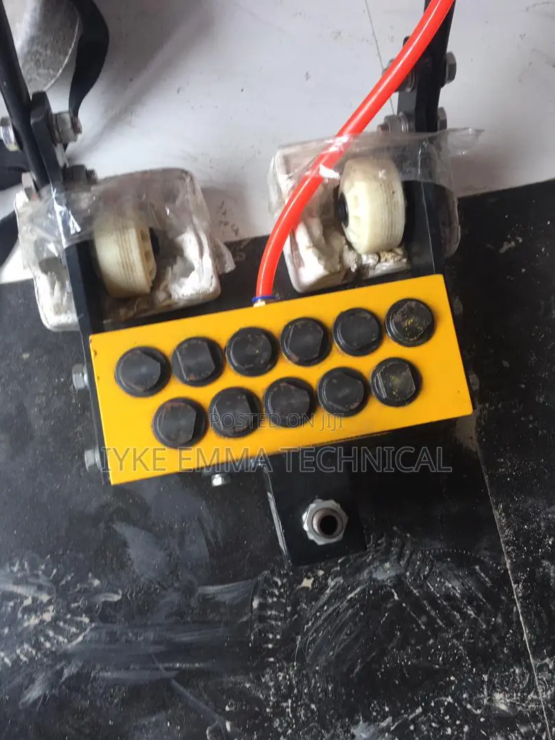 Kenpo Pneumatic Deck Scaler