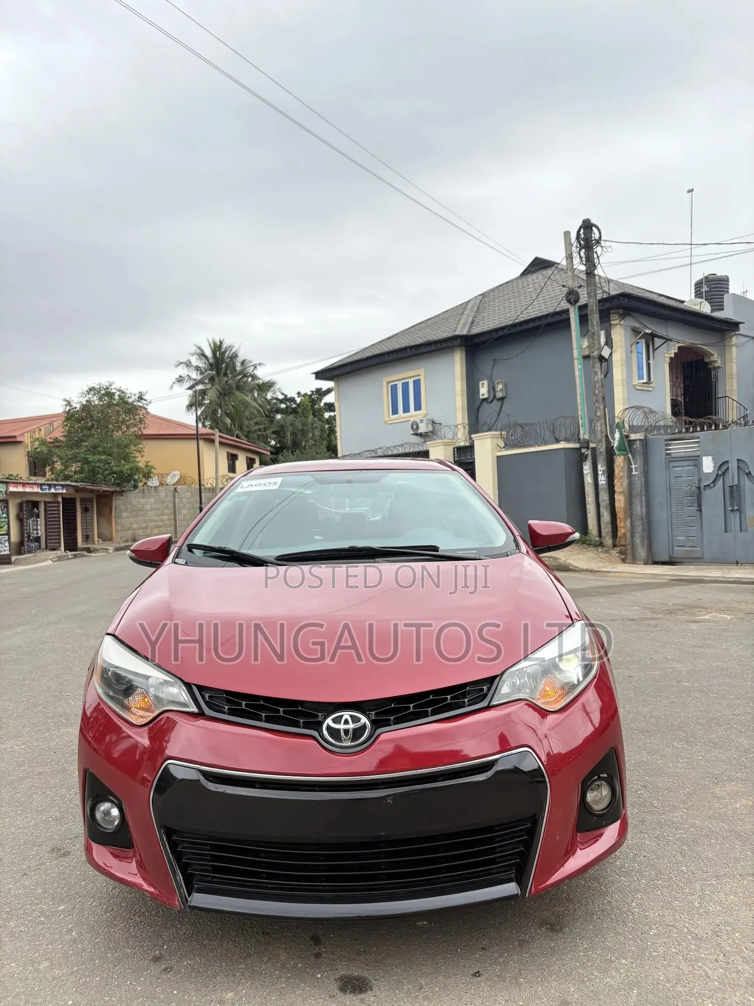 Toyota Corolla S Plus 4dr Sedan (1.8L 4cyl CVT) 2015 Red