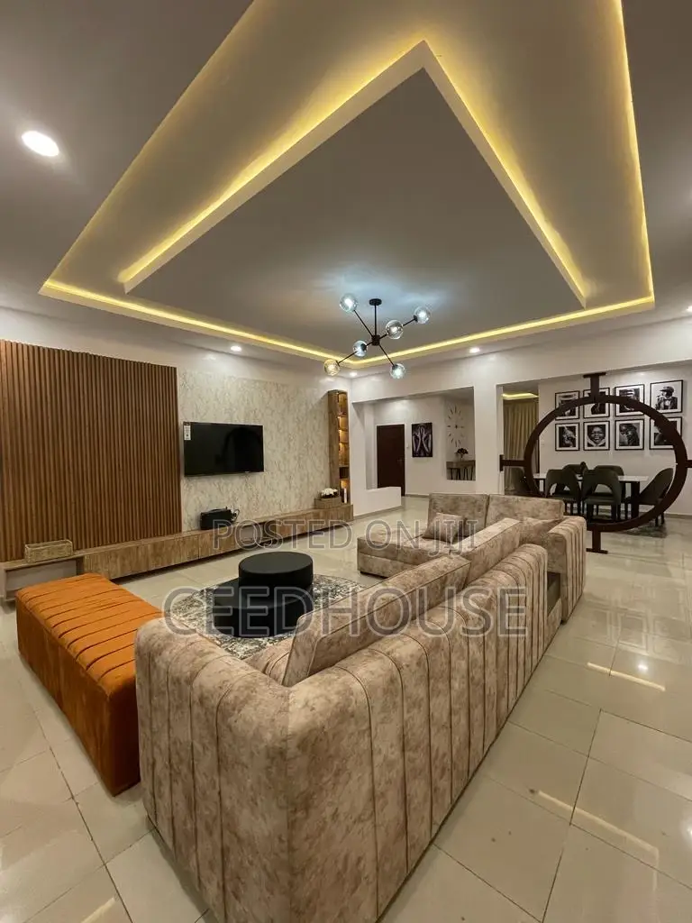 Tastefully Furnished 3 Bedrooms Apartment