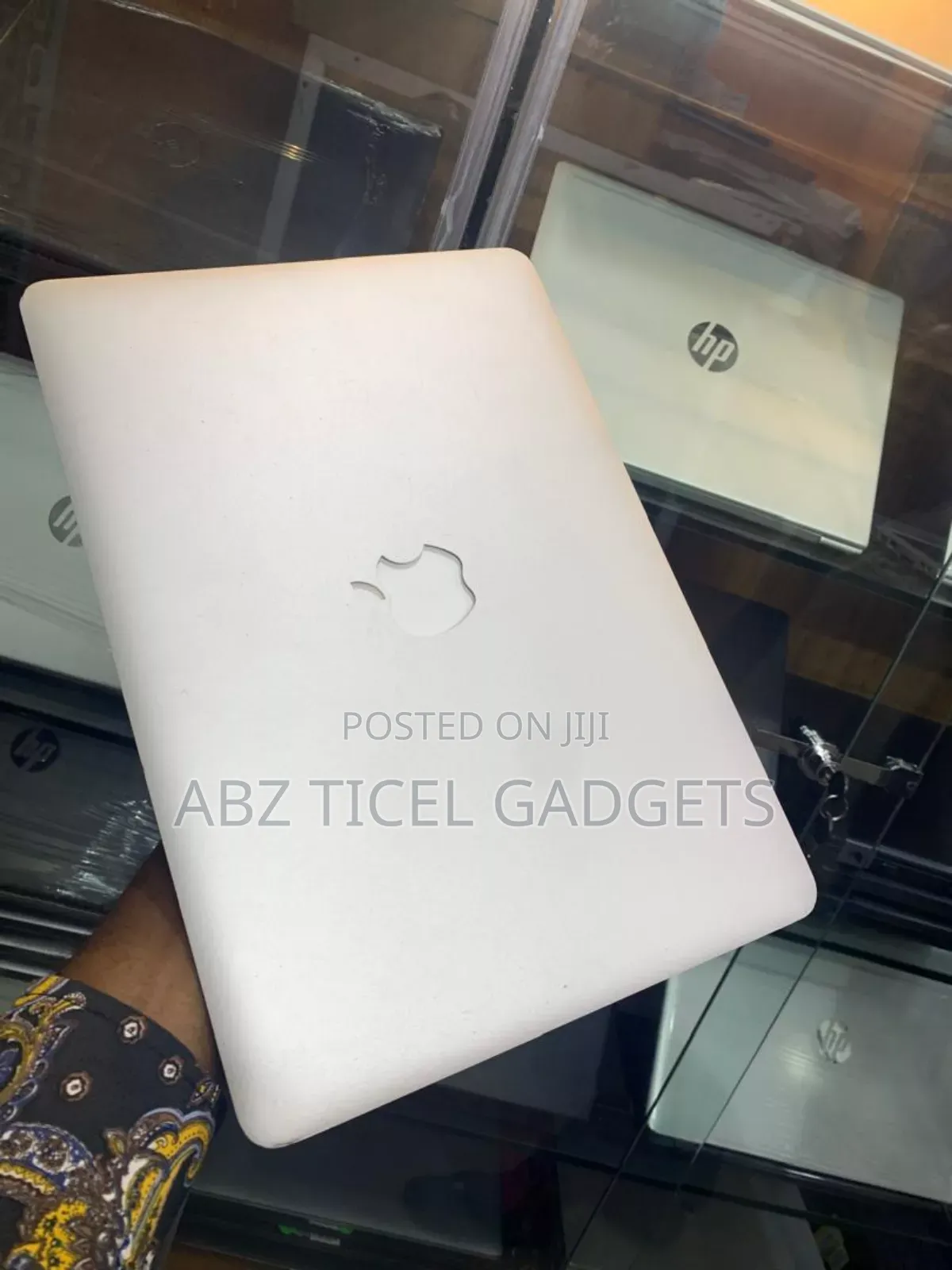 Laptop Apple MacBook Air 2017 8GB Intel Core I5 SSD 128GB