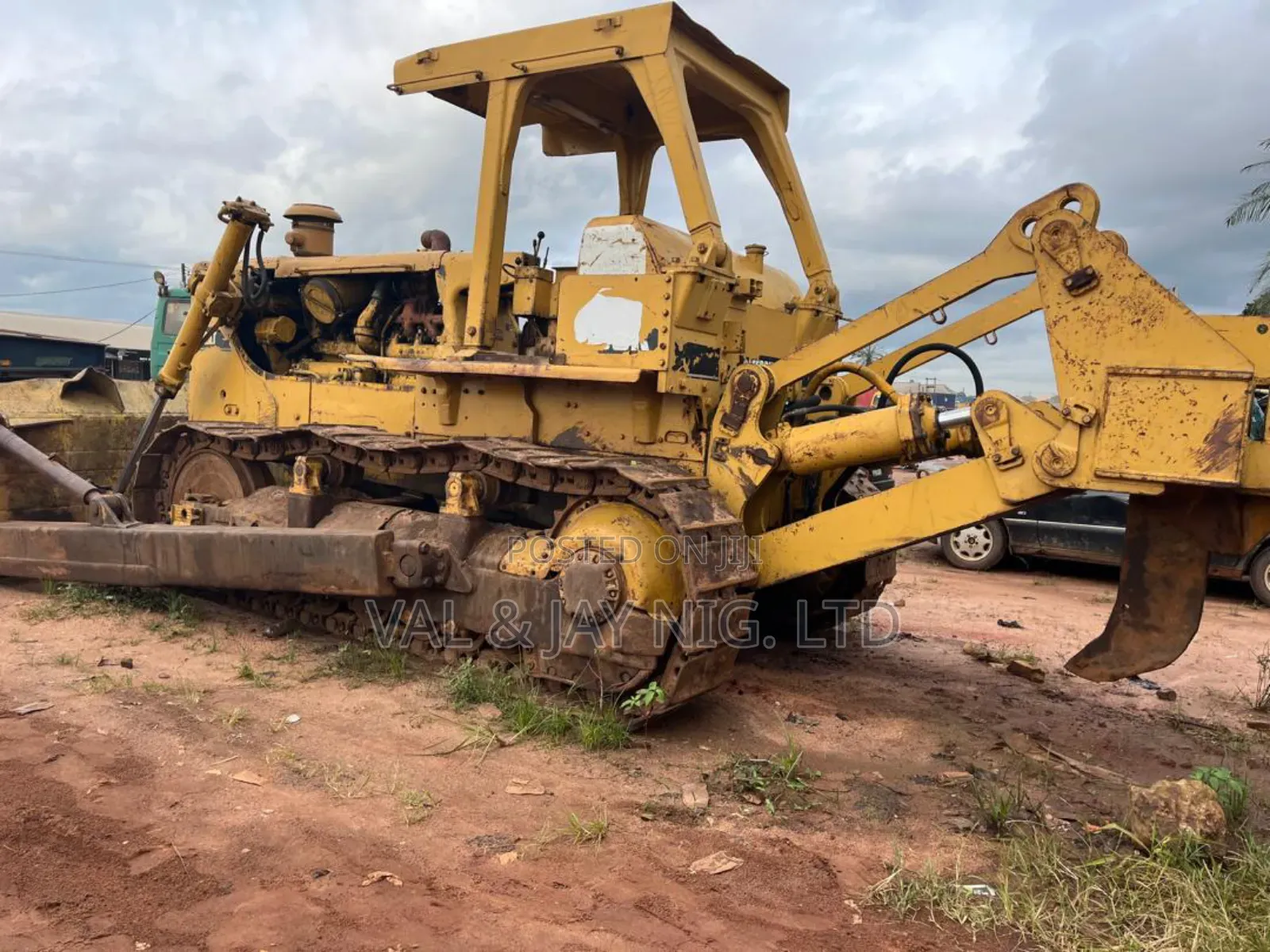 Cat Bulldozer D8k With Ripper - Company Use