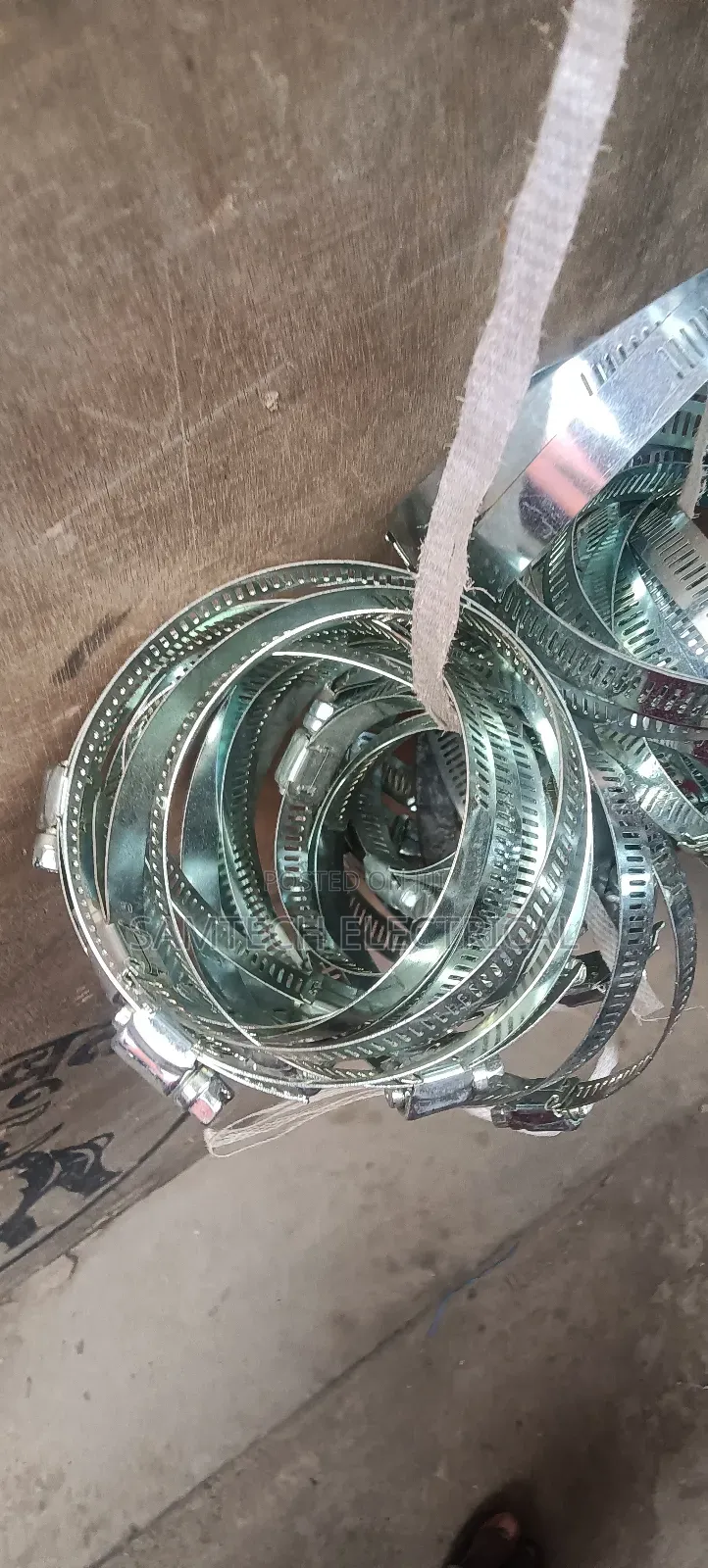 4 Inches Hose Clip or Hose Clamp 100 PCS