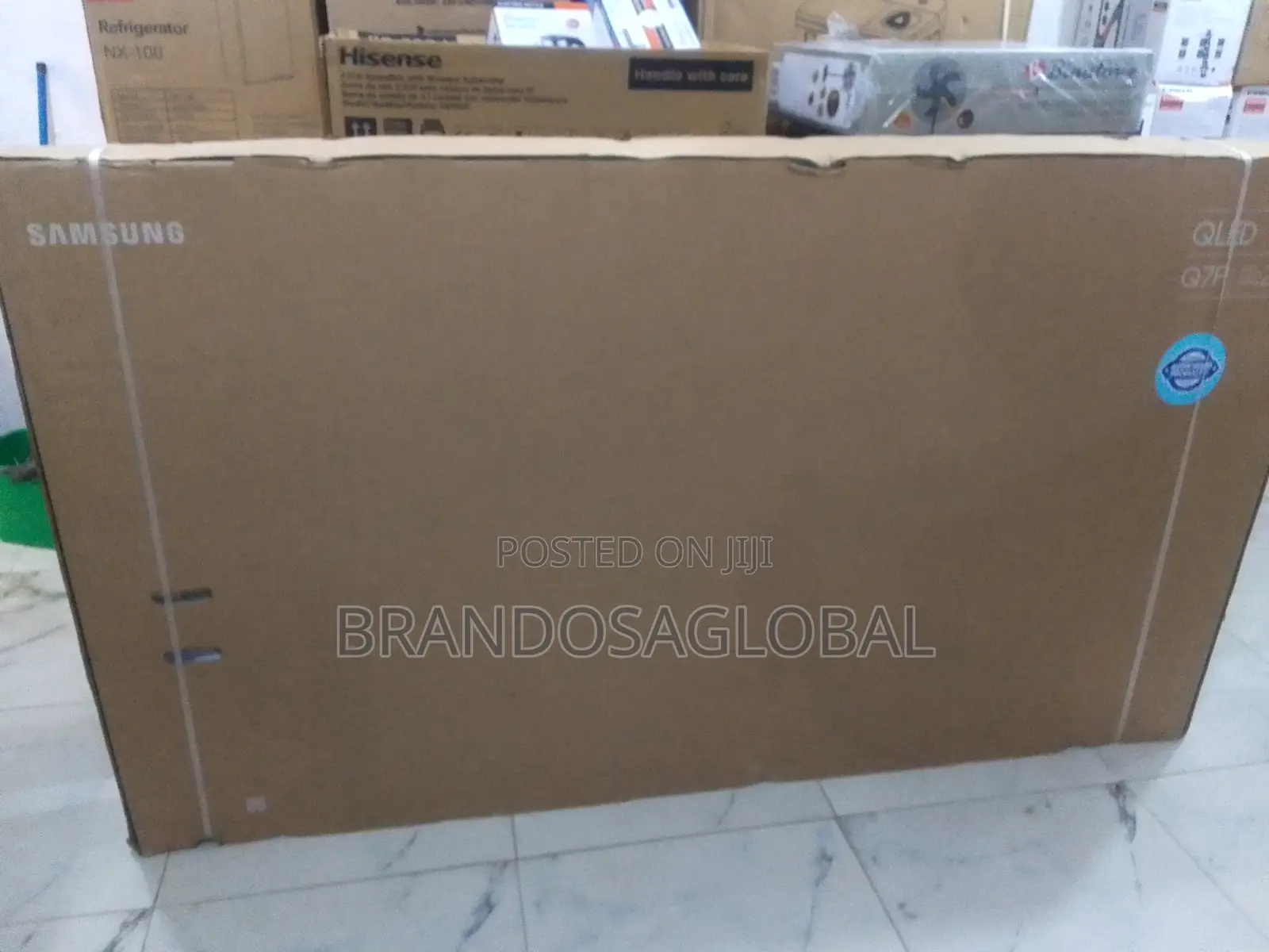 New Samsung 85” Qled Smart Tv With Solarcell Remote