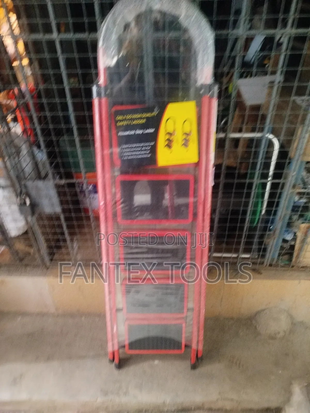 5 Step House Hold Ladder.