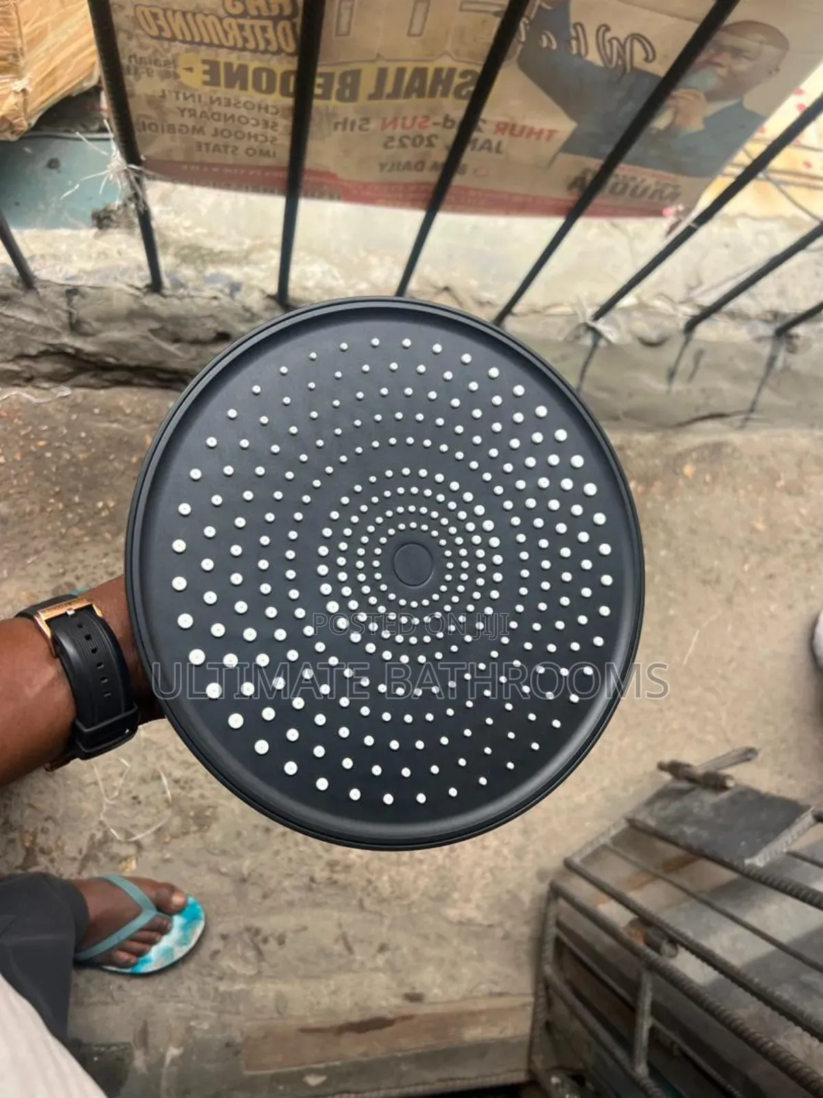 Round Shape Black Shower Rose