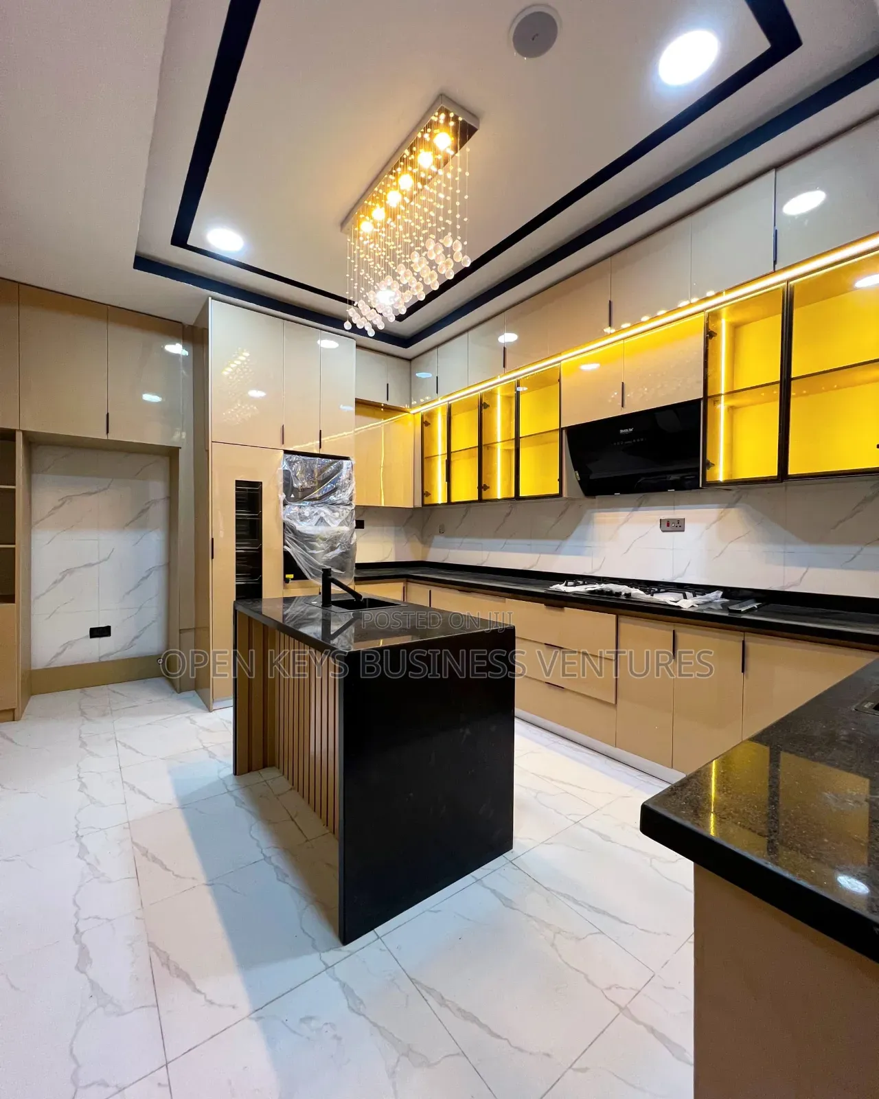 Furnished 6bdrm Duplex in Bera, Chevron for sale