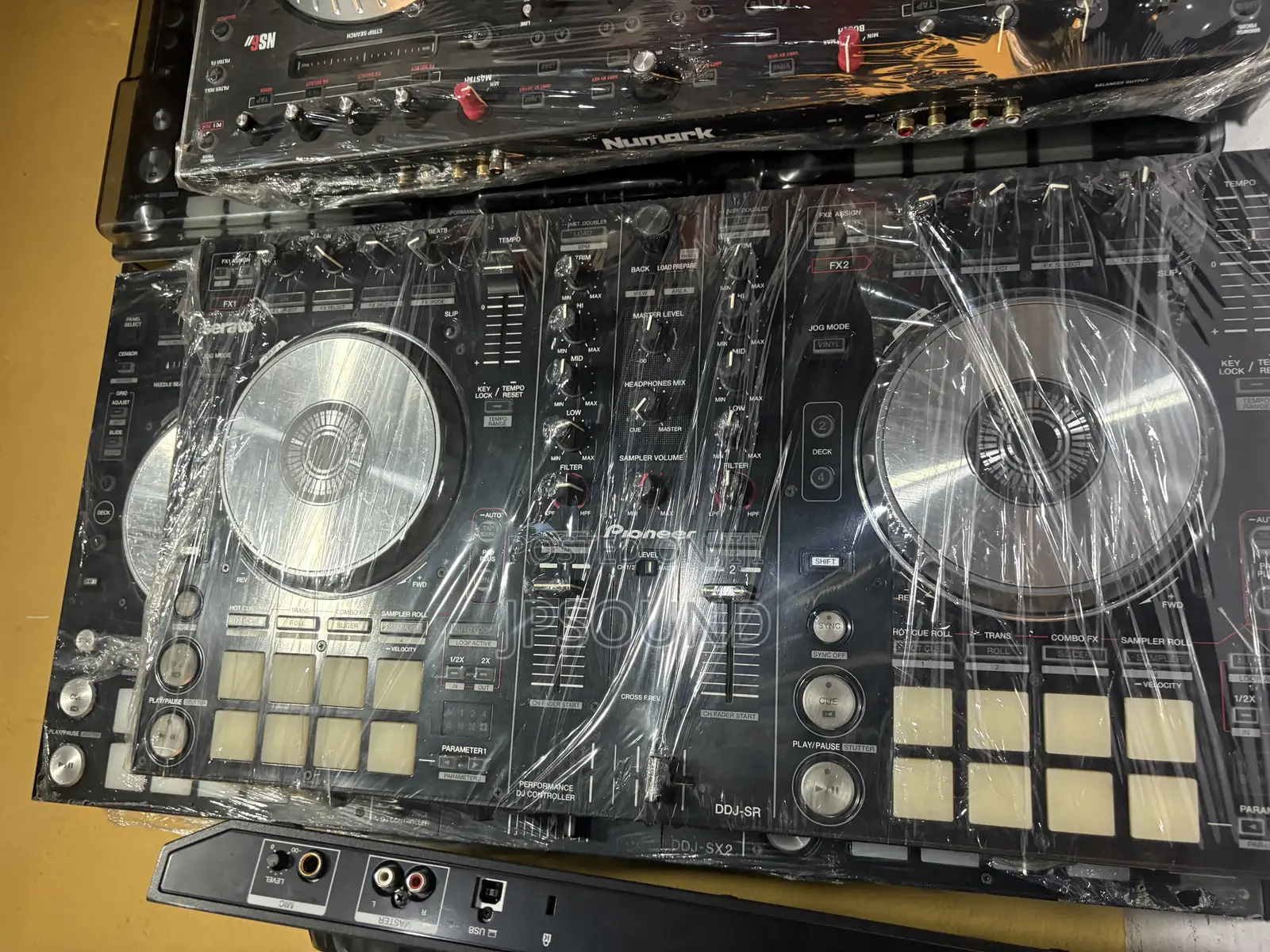 Pioneer Sr Dj Controller (London  Neatly Use )