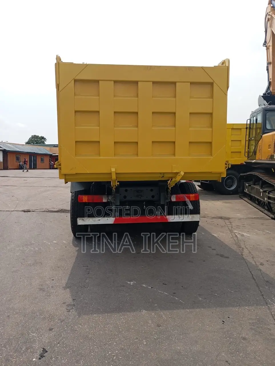Howo Mixer Truck 2017 Yellow