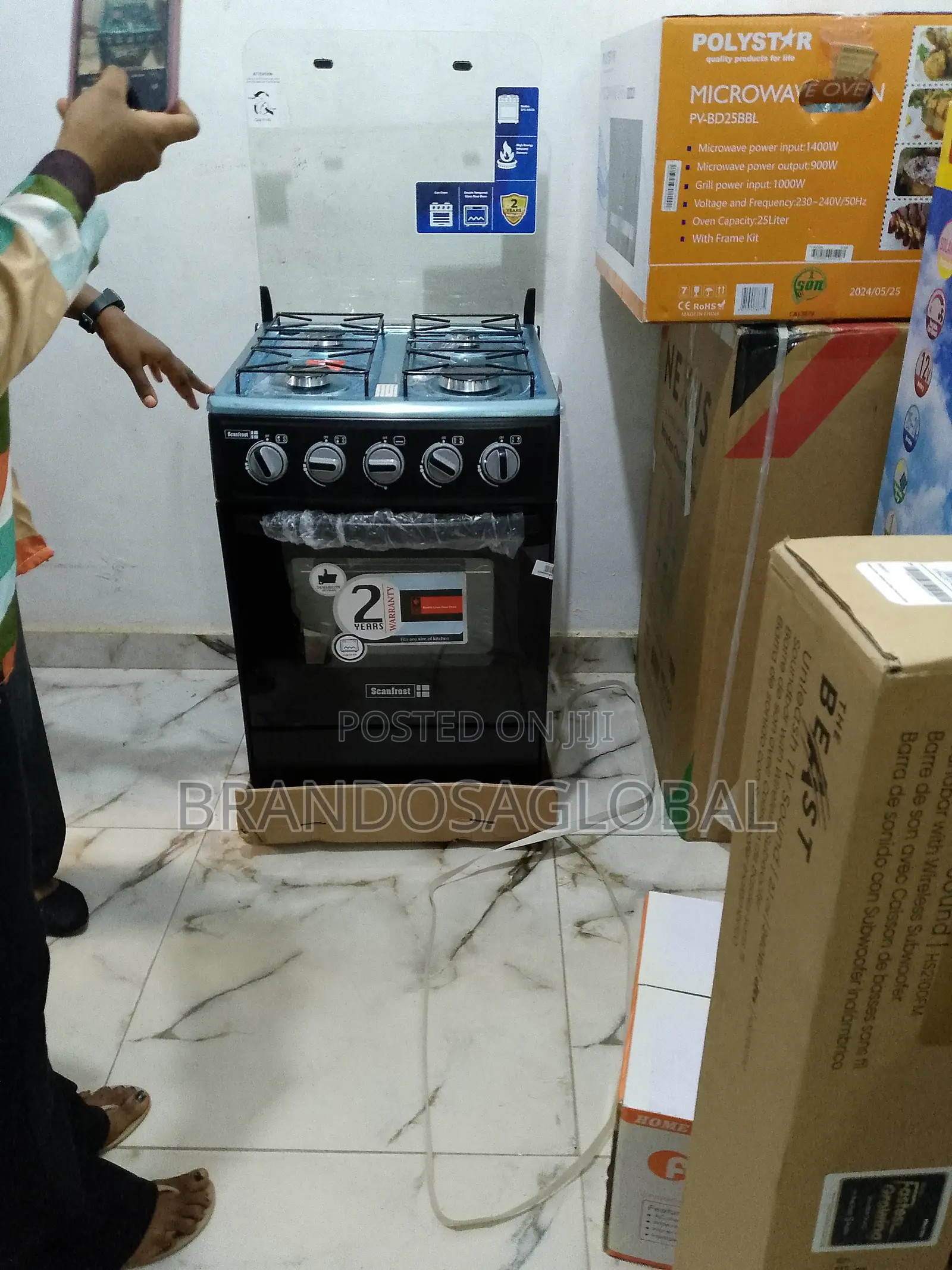 Brand New Scanfrost 4 Gas Cooker With Oven Grill