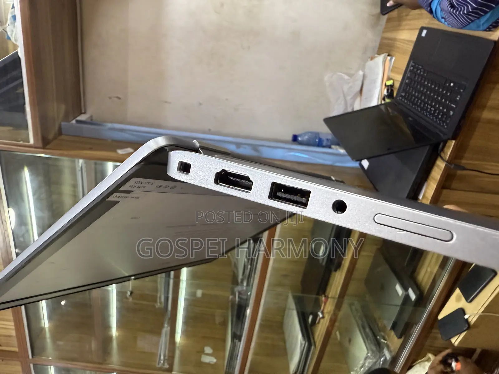 Laptop Dell Latitude 5320 16GB Intel Core I5 SSD 256GB