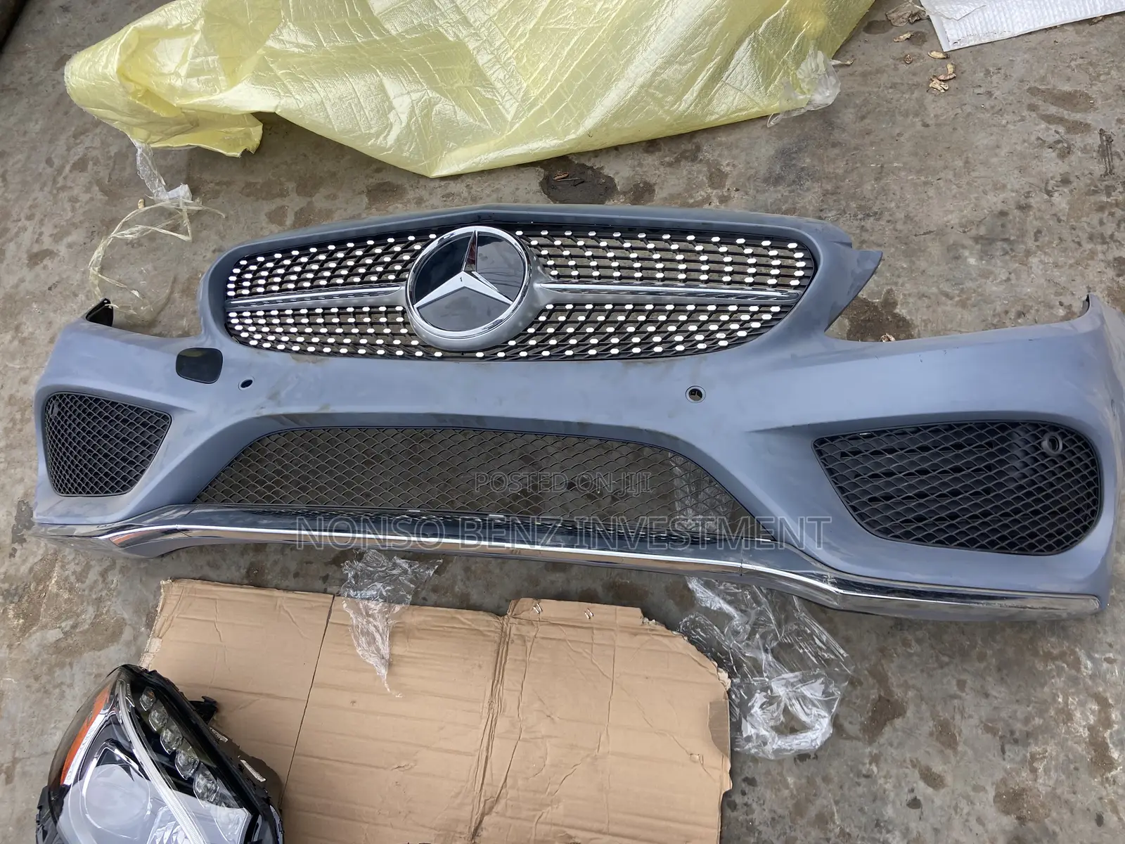 Complete Bumper 205 C300  With Grill