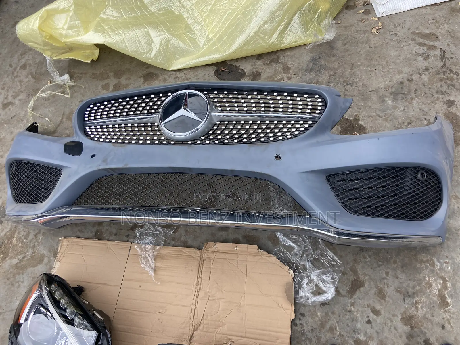 Complete Bumper 205 C300  With Grill