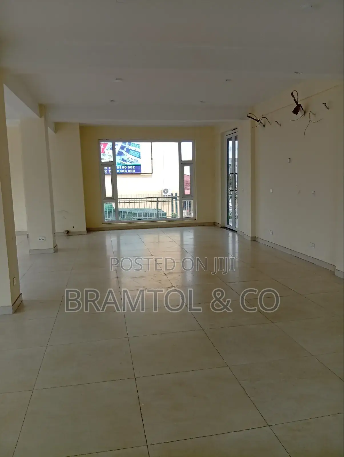 150sqm Office Space/Shop for Rent in Gudu